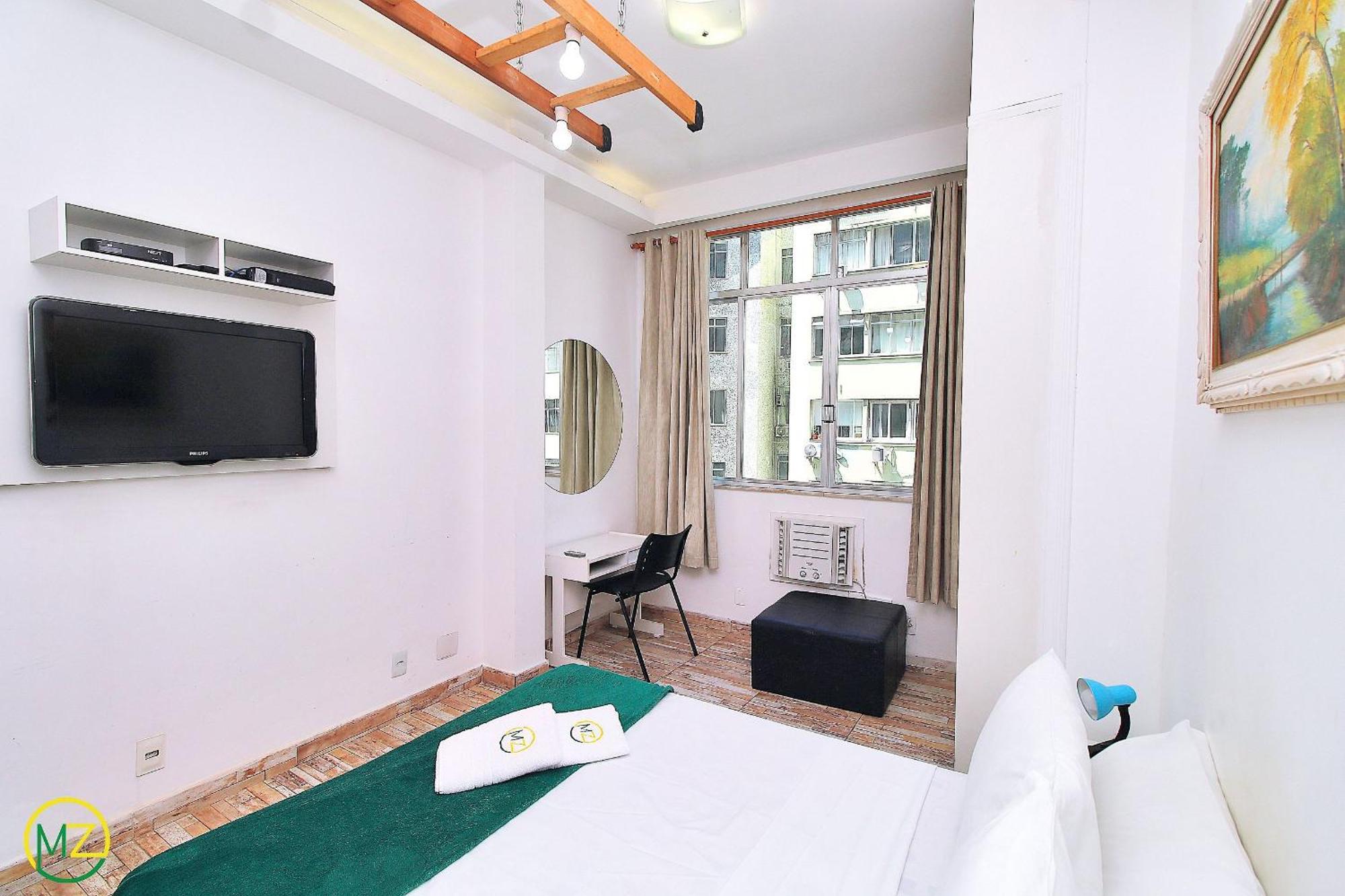 Apartamento 4 Pessoas Com Vista Mar Em Copacabana